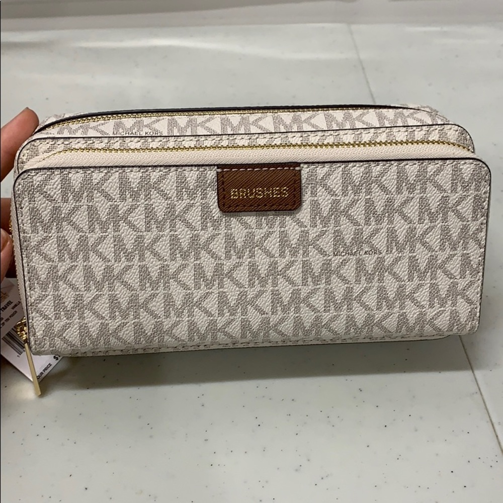 Michael Kors makeup bag
